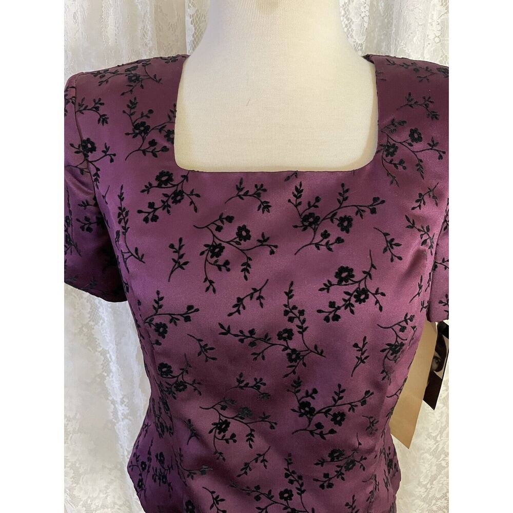 Donna Ricco New York blouse women's Size 8P Burgundy top